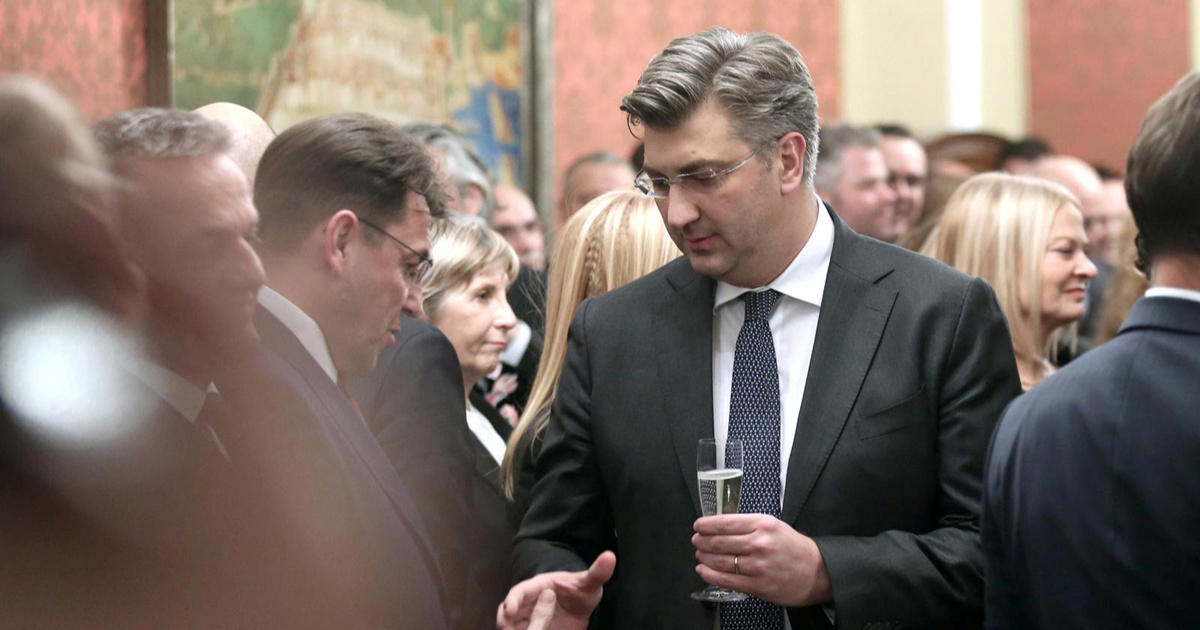 Plenkovićeva novogodišnja čestitka: "Tri su ključna prioriteta u 2026."