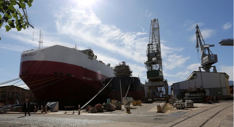 3. maj pregovara s norveškom tvrtkom, žele graditi modularne vojne brodove