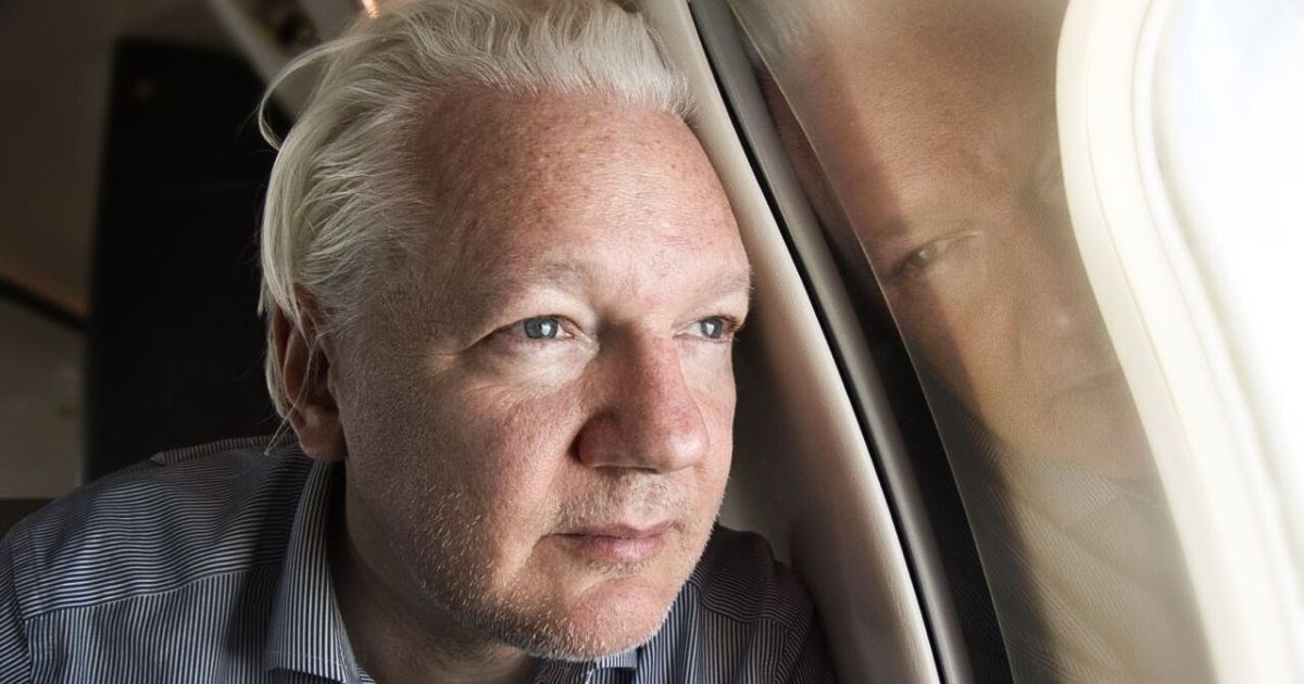 Assange mora platiti pola milijuna dolara za let do Australije. Skupljat će donacije