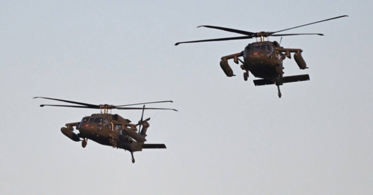 Spašen drugi pilot srušenog F-15. Iran: srušili smo dva Black Hawka i C-130