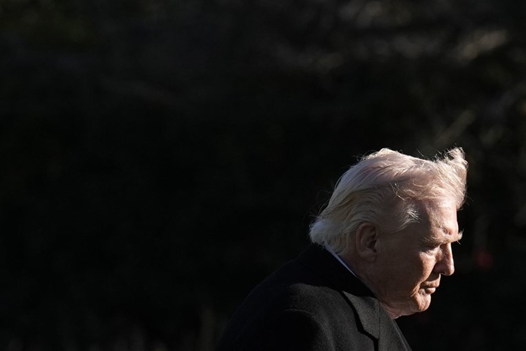 Potpora Trumpu rekordno niska