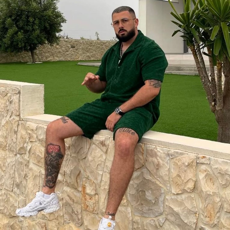 Sarajevski reper se ranio pištoljem: "Rana je sanirana i zarasta, nisam kriminalac"