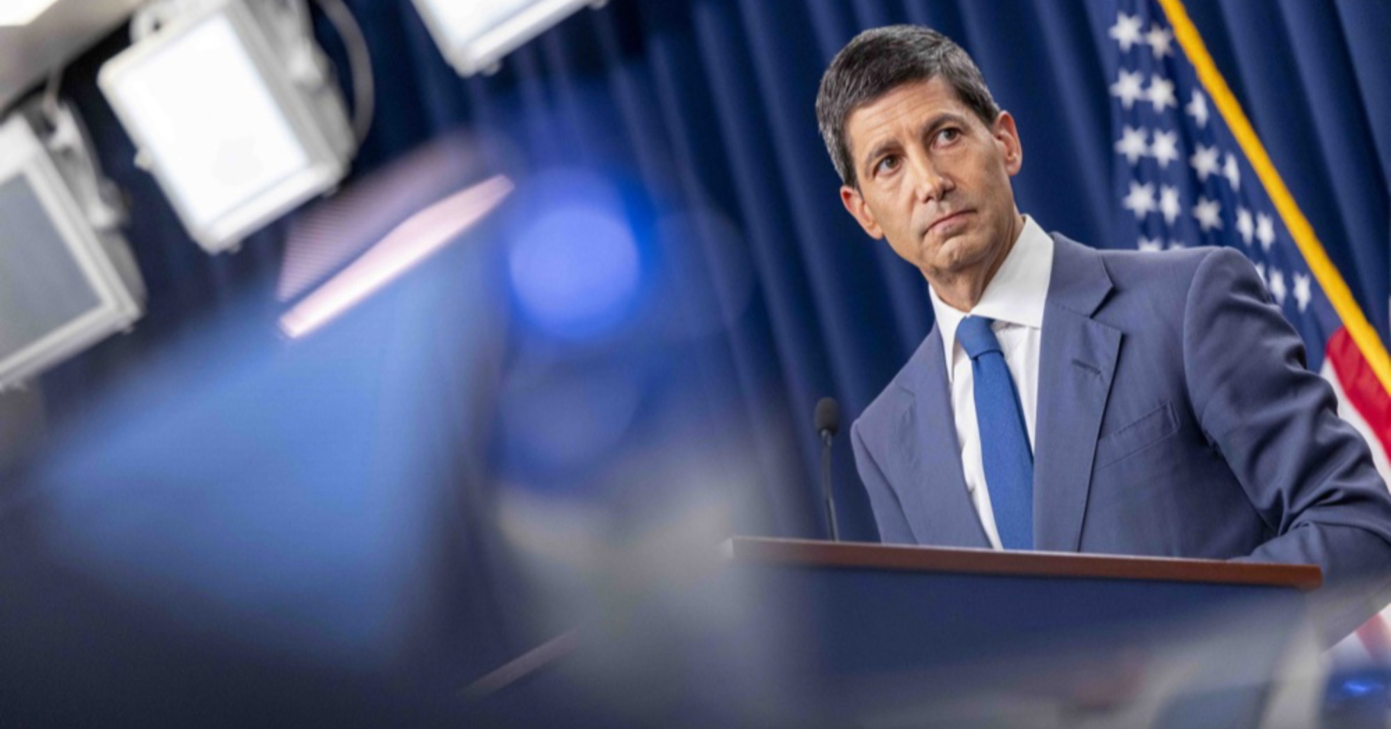 Fed danas pred prvim dizanjem kamata od 2023., Amerikanci i dalje snažno troše