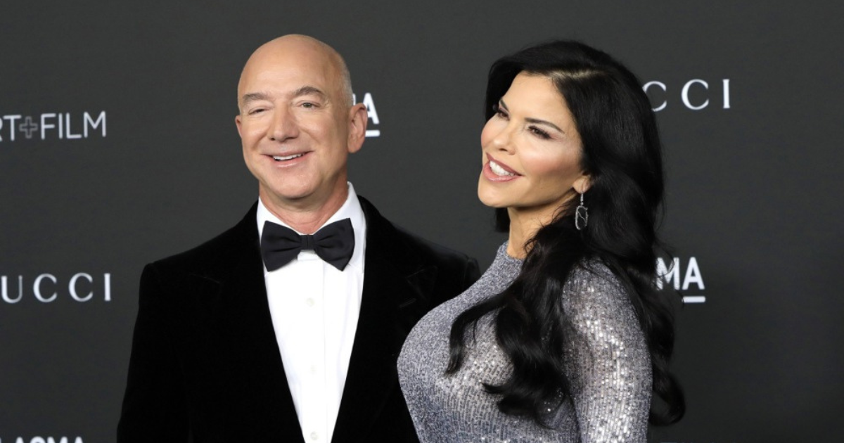 Jeff Bezos pozirao za Vogue sa zaručnicom: Nisam glup da planiram vjenčanje