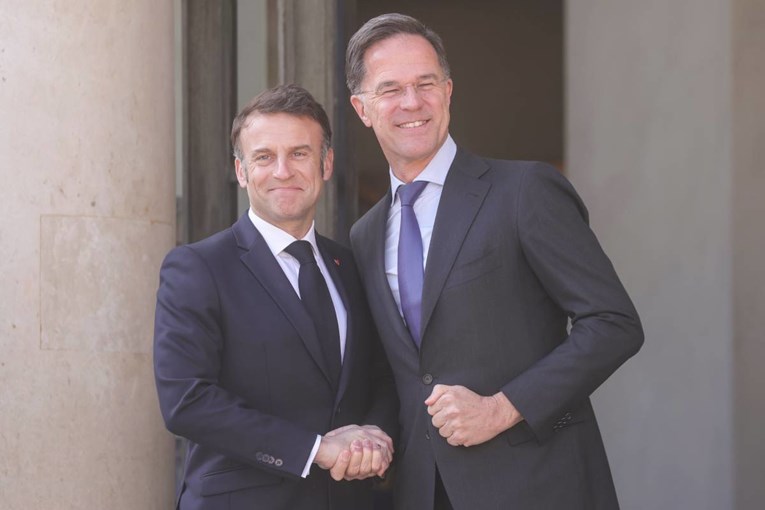 Rutte podržao Macronovu nuklearnu reformu, ali naglasio: "Europa i dalje treba SAD"