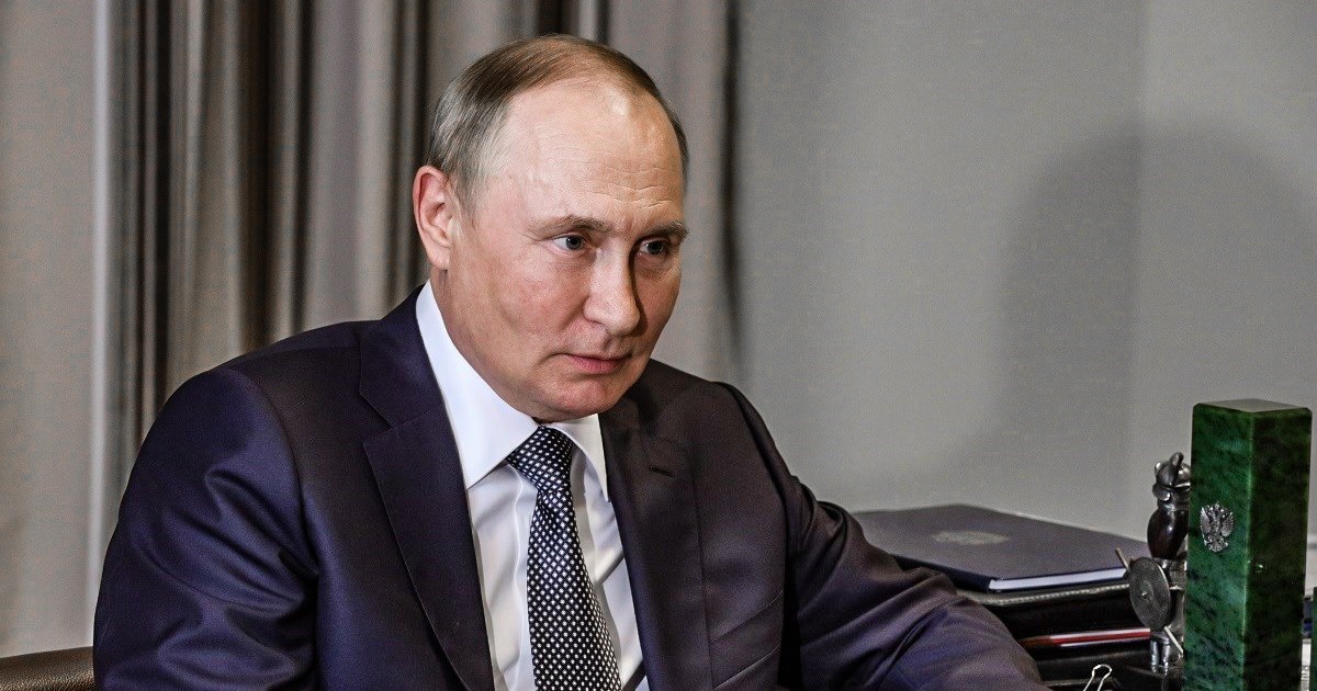 Putin: Zastava Rusije će uvijek biti svetinja za sve generacije Rusa