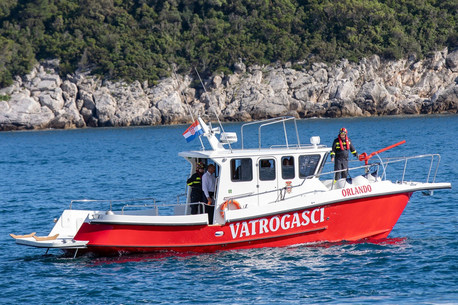 Ronilac nestao kod Lokruma, traje velika potraga