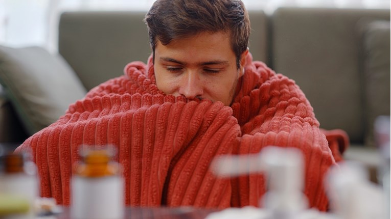 Znate li zašto smo zimi boležljiviji, a nije zbog hladnoće? Znamo kako se zaštititi