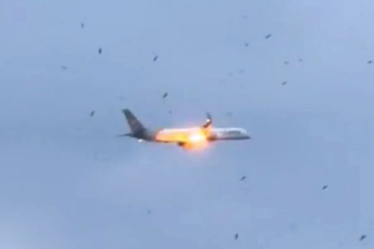 VIDEO Zapalio se motor Boeinga njemačke aviokompanije: "Slao sam oproštajne poruke"