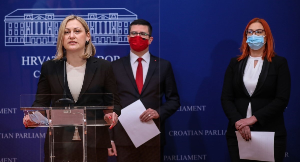SDP: Virovitička šećerana se danas zatvara, isto očekuje i one u Osijeku i Županji