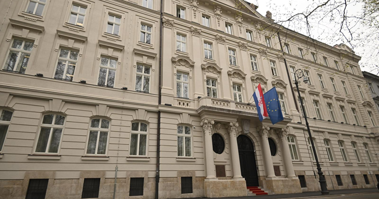 Hrvatska: Crnogorski ministar obmanjuje javnost ili je talac neke druge politike