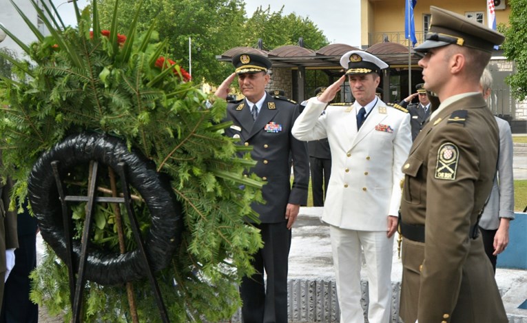 U Karlovcu obilježen Dan Hrvatske kopnene vojske