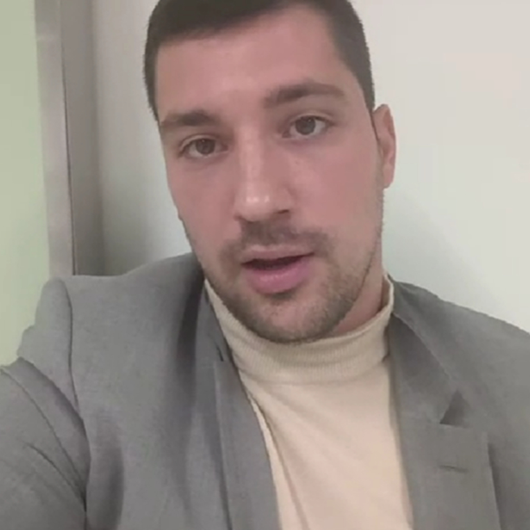 Promatrač na izborima u Srbiji: Napali su nas i prijetili pištoljem, pobjegli smo autom