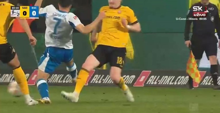 VIDEO Brekalo isključen zbog opasnog starta. Razbjesnio je Dynamo