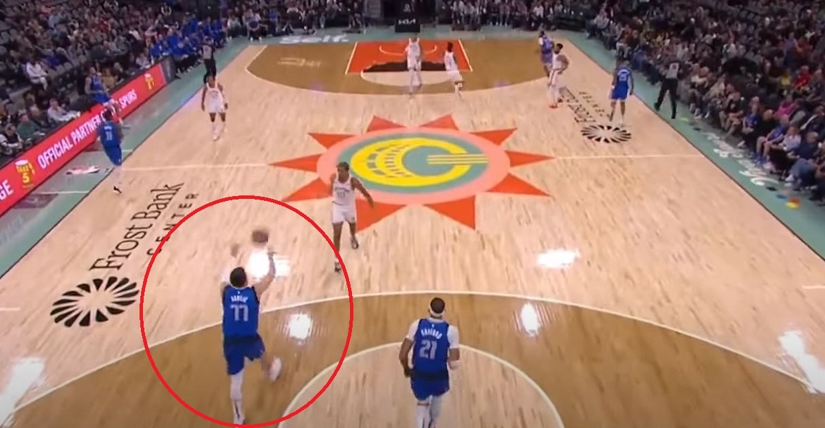 Dončić asistirao s 22 metra. Komentatori: Ovo ne može nitko. Nerealno!
