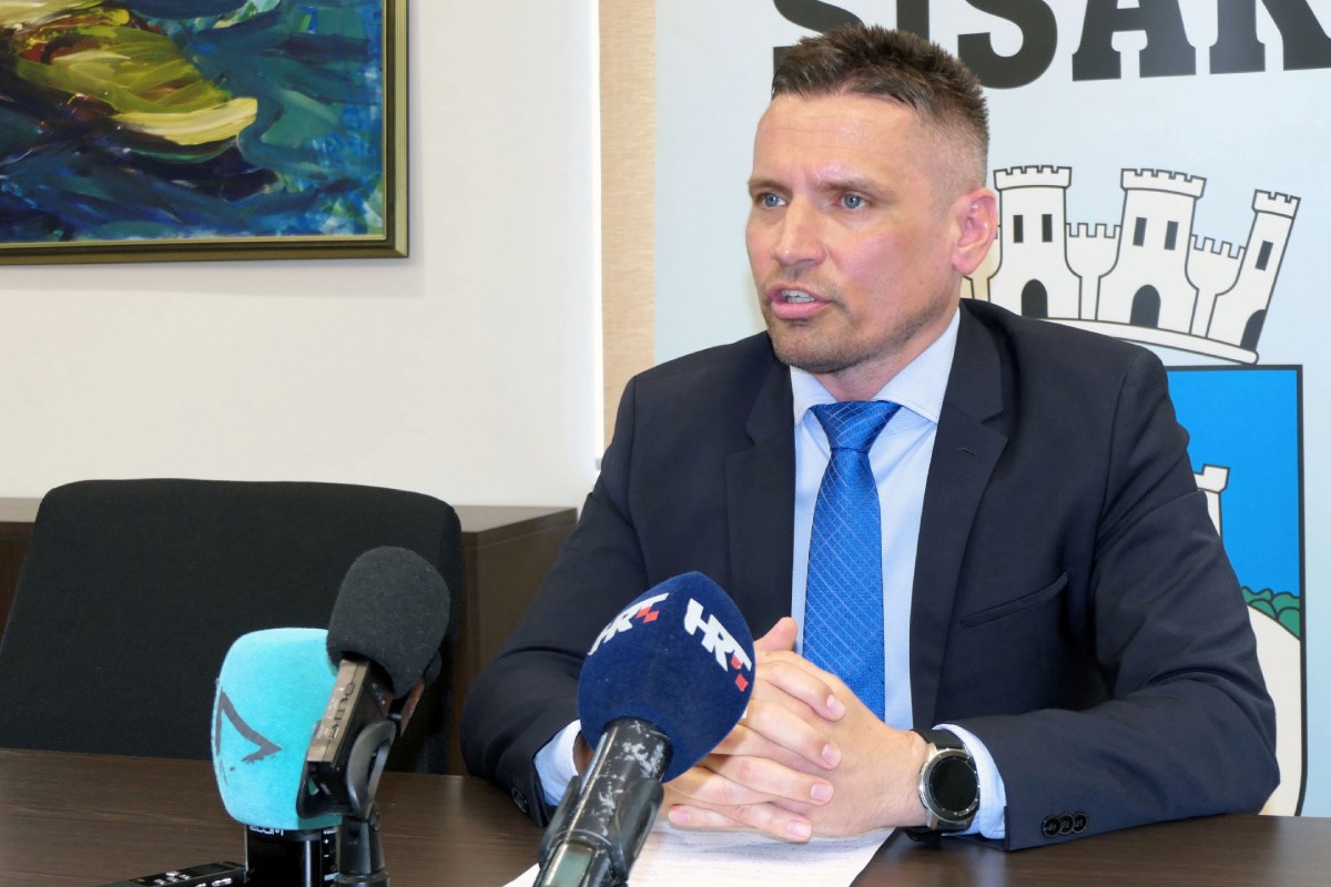 Sisak mora platiti 25 milijuna eura. HDZ-ov gradonačelnik optužuje bivšu gradonačelnicu