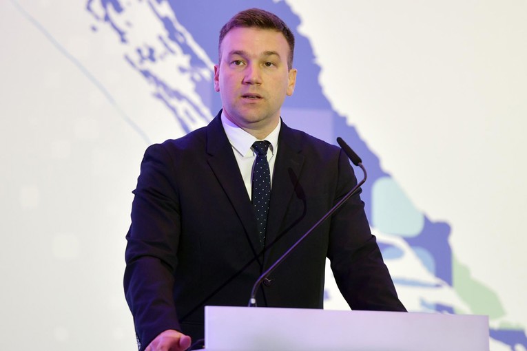 Vlada: Rastemo brže od EU prosjeka. Oporba: To nema veze sa stvarnošću