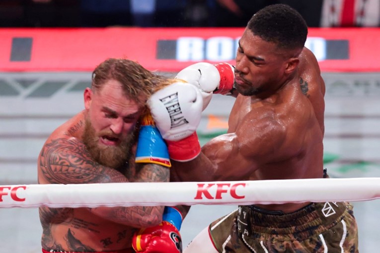 Jake Paul najavio povratak u ring u ovoj godini. Mijenjat će kategoriju