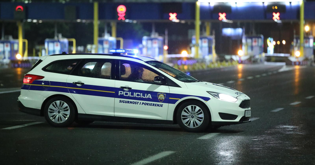 Stali u zaustavnoj traci na A1 pa izašli iz vozila i potukli se