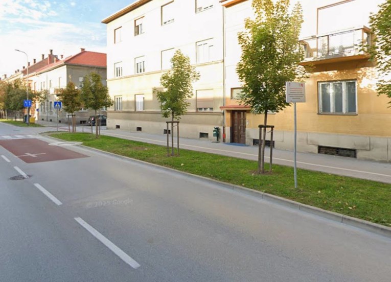 Napio se u Karlovcu pa vozio električnim romobilom. Pao je i napuhao 1,55 promila