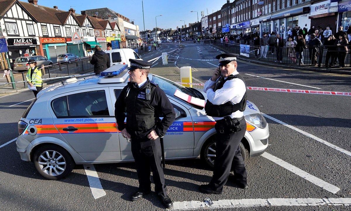 Policajac u Londonu napadnut mačetom, teško je ozlijeđen