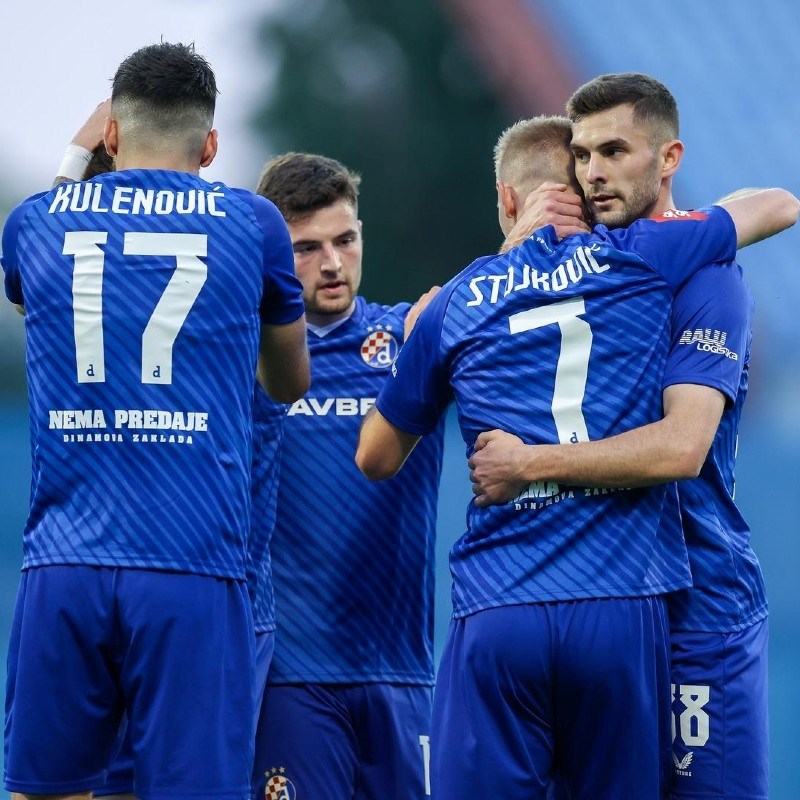 Dinamo pregazio Slaven s 5:0 i vratio se na bod od Rijeke
