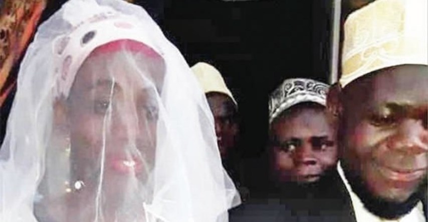 Svećenik suspendiran kad je nakon 2 tjedna braka shvatio da je oženio muškarca