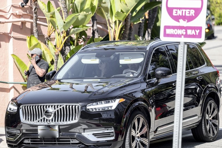 DiCaprio privukao pažnju u Los Angelesu, bio na ručku s modnom dizajnericom (52)