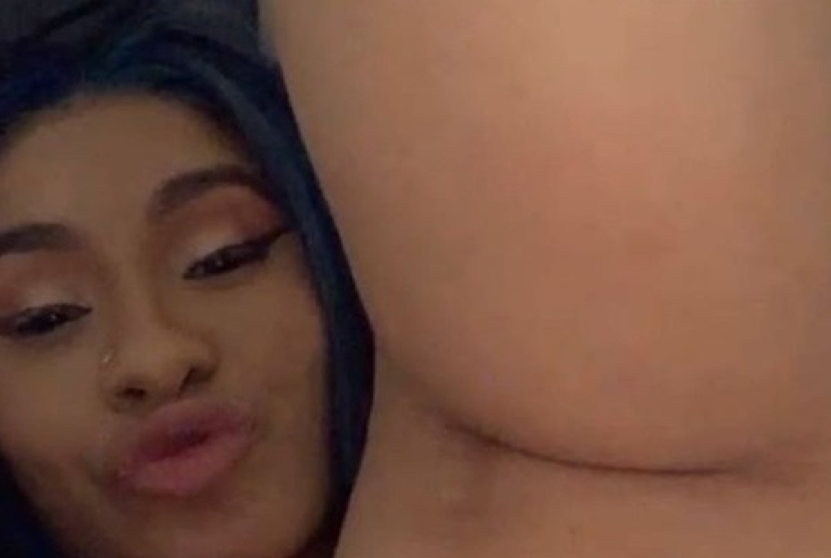 "Koji sretnik": Cardi B digla nogu i pokazala gdje je istetovirala muževo ime