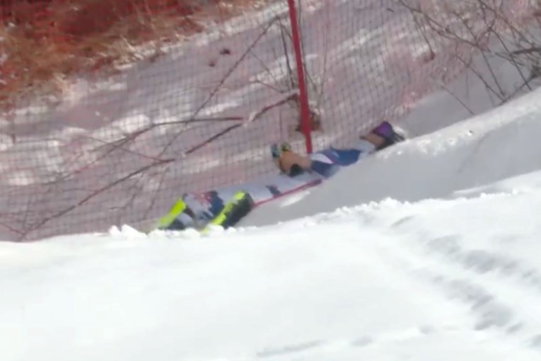 Šokantno ostao bez medalje na ZOI-ju pa postao hit. Pogledajte viralnu reakciju