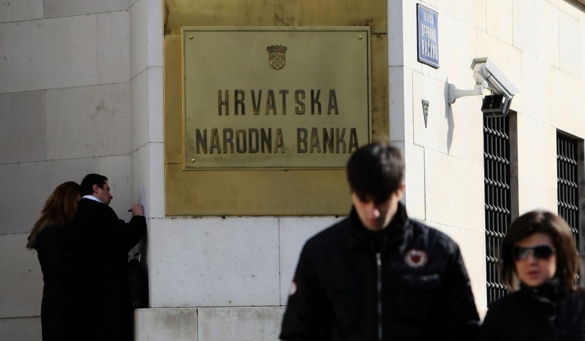 HNB: Udio duga opće države u BDP-u pao na 66.5 posto