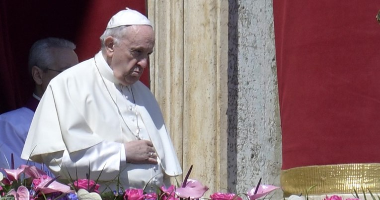 Papa na Uskrs kritizirao Rusiju: Ukrajina je uvučena u okrutni i besmislen rat