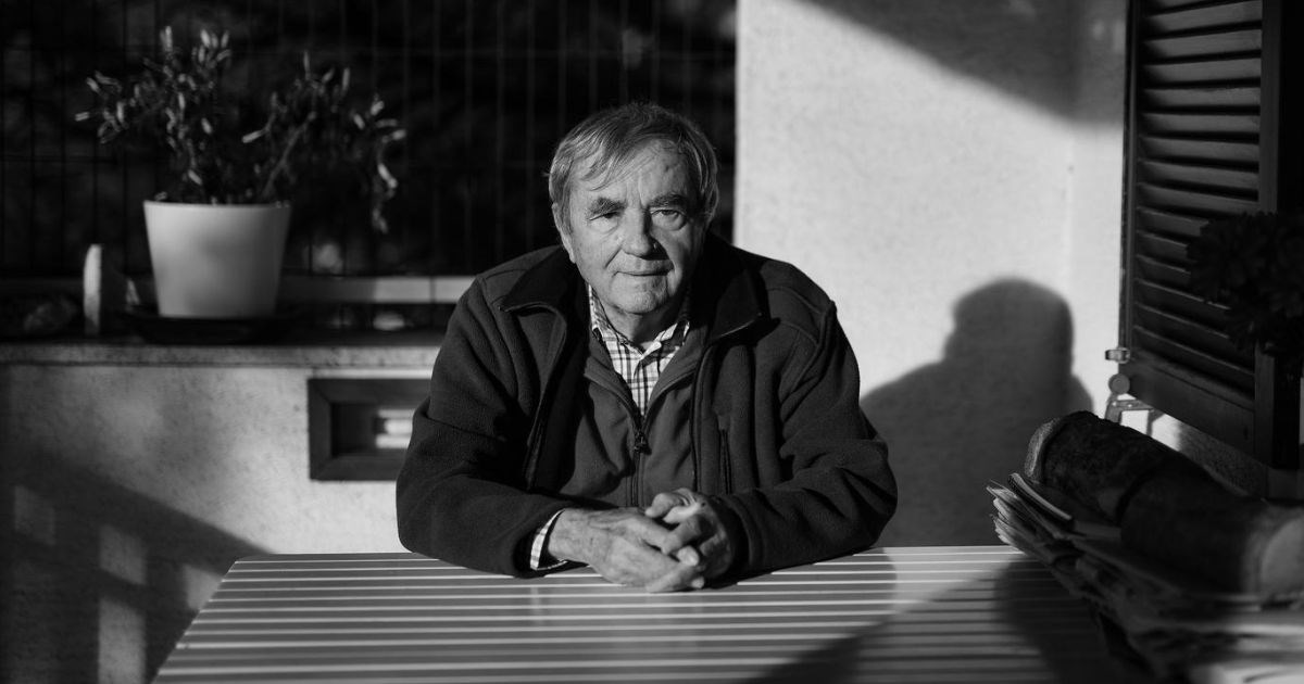 Preminuo je pjesnik Petar Gudelj