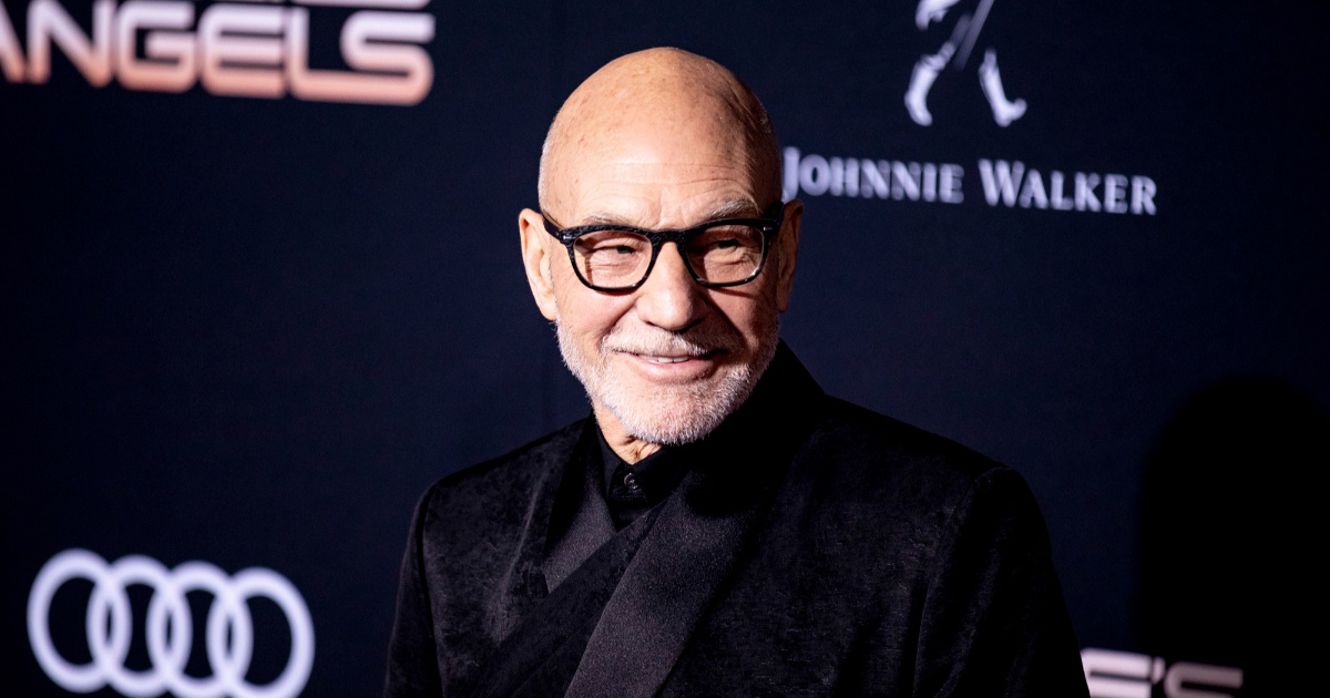 Od ove bolesti bolovao je Patrick Stewart. Simptomi se mogu javiti godinama ranije