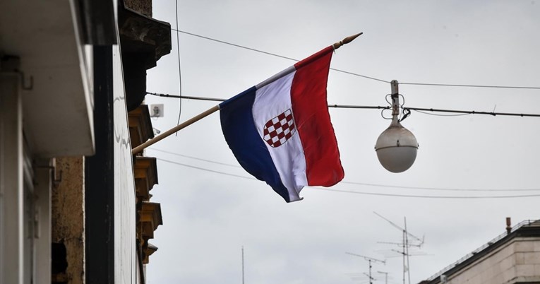 Mrak Taritaš o grbu s bijelim poljem: U HAZU-u baljezgaju o jasnom simbolu NDH