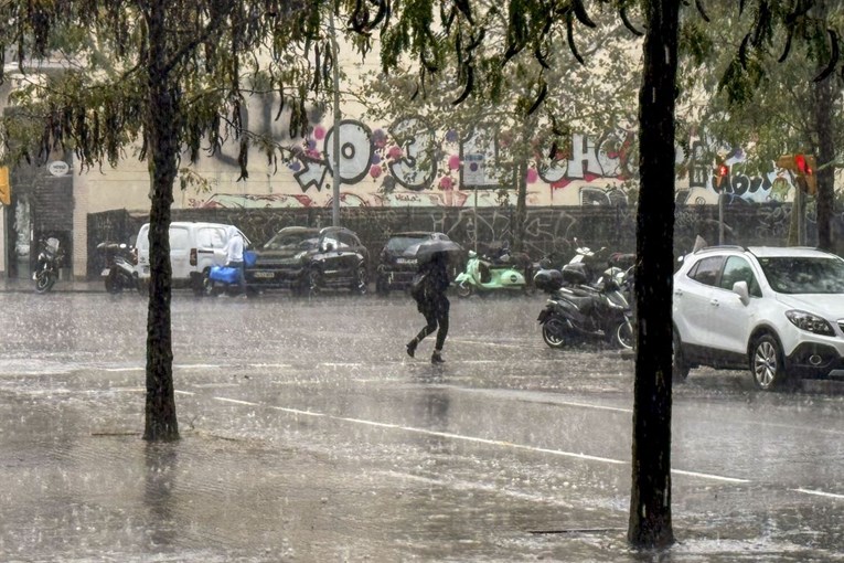 Španjolski meteorolozi upozoravaju na oluje, tuču i snijeg