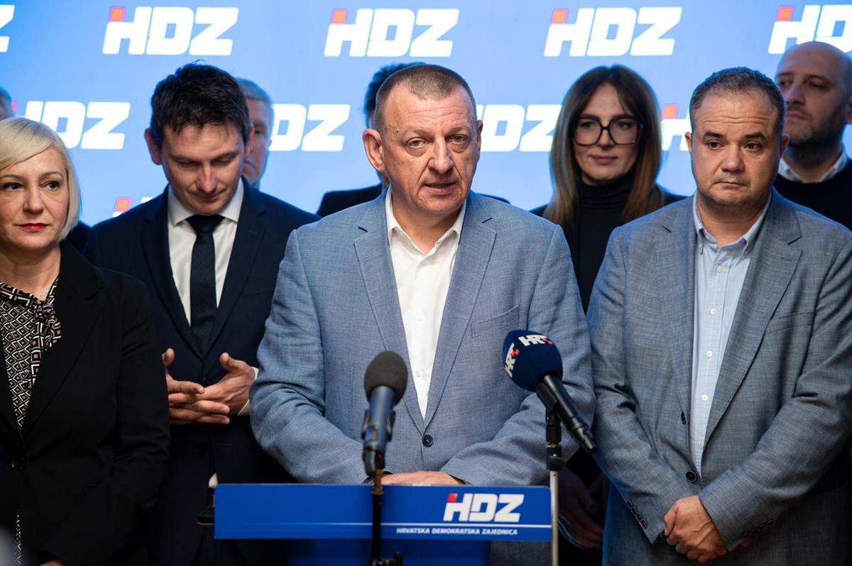 Zagrebački HDZ: Radikalno lijeva sekta Možemo terorizira građane