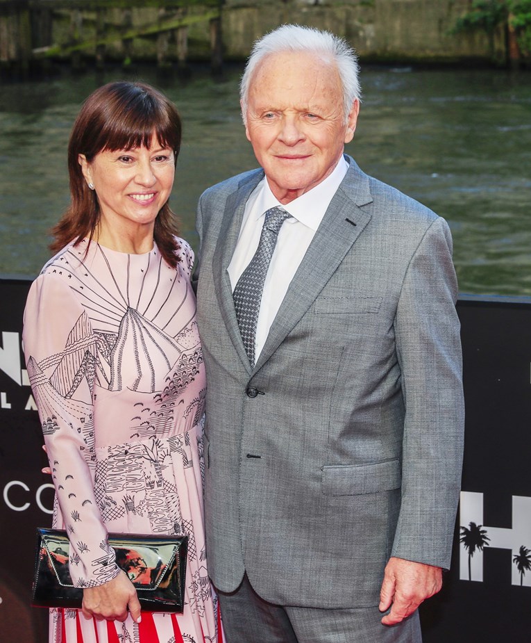 Žena Anthonyja Hopkinsa misli da glumac ima autizam. On poručio: "Etikete su glupost"