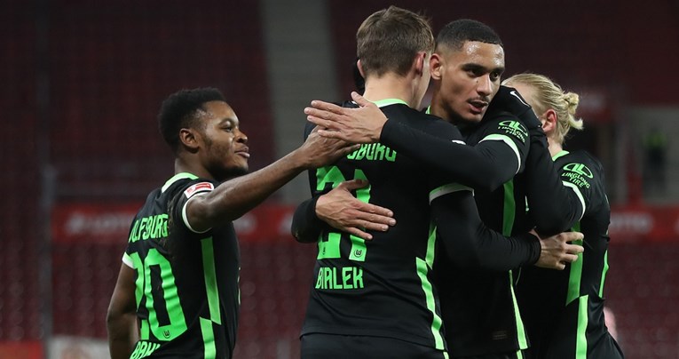 Wolfsburg bez Brekala i Pongračića utrpao Freiburgu tri komada