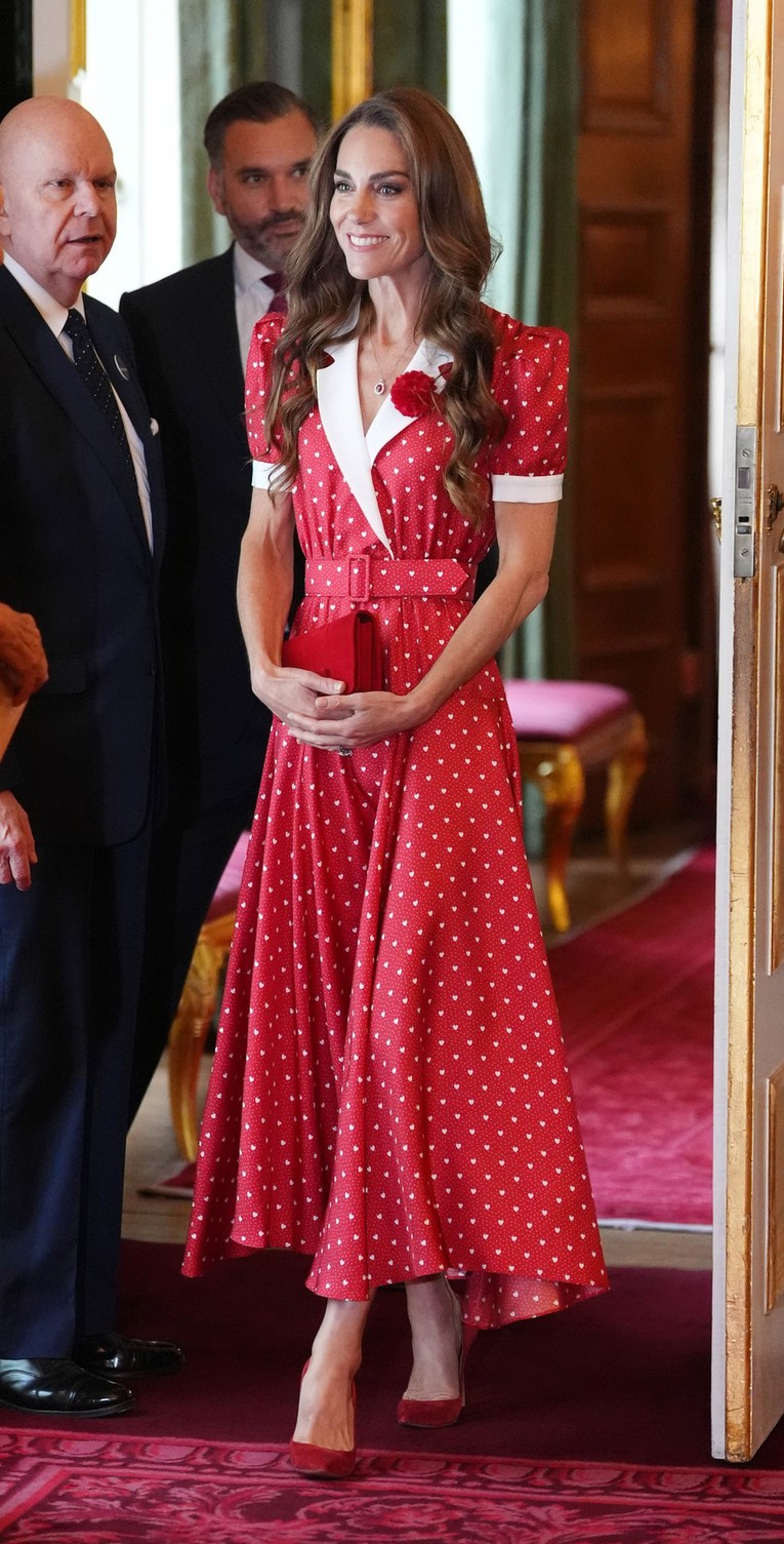 Kate Middleton oduševila u upečatljivoj haljini, našli smo slične (jeftinije) modele