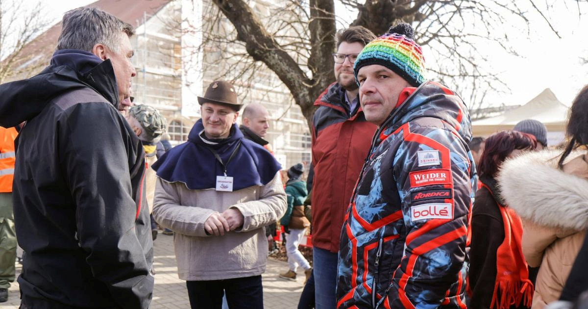 Raspudić prozvao šefa SDP-a zbog "famozne šminkerske jakne pseudoskijaša za špicu"