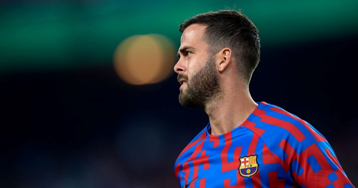 Mundo Deportivo: Pjanić je uvjerio Xavija da ima kvalitetu za Barcu. Ostaje