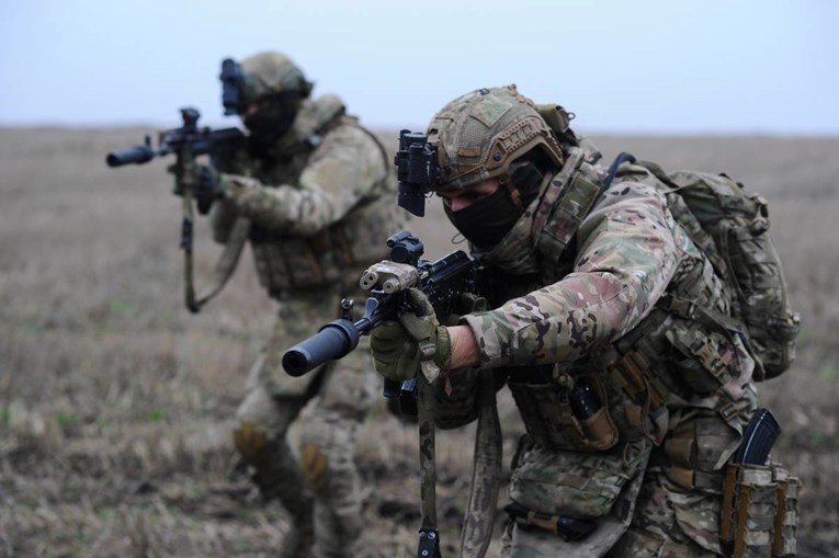 EU povjerenik: Kad rat završi, ukrajinska vojska mogla bi braniti istok Europe