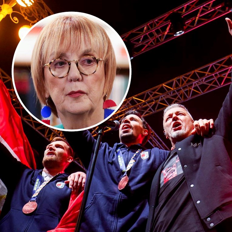 Rudan o dočeku rukometaša: Palačinke za zlato, državni udar za broncu