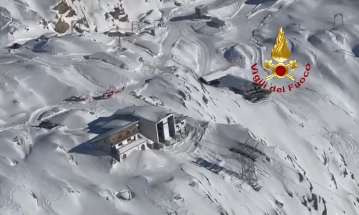 Nesreća na žičari u Italiji. Četvero ozlijeđenih, 100 ljudi spašavali helikopterom