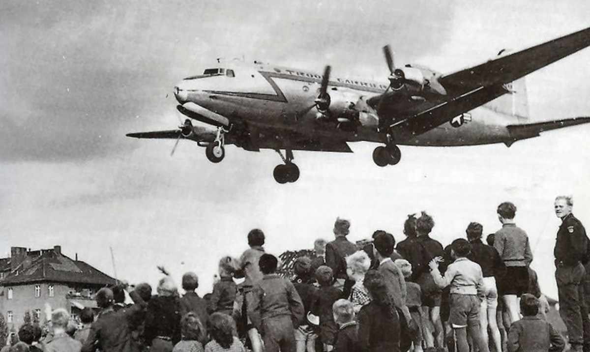 Sovjeti su blokirali Berlin, željeli su pritisnuti Zapad. Teško su poraženi