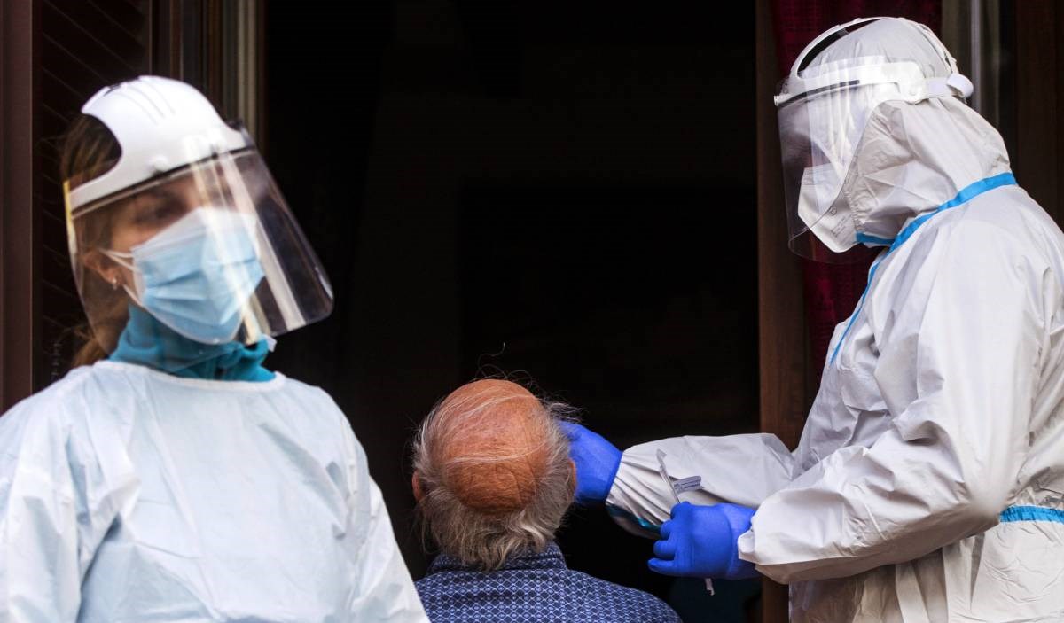 Zbog greške u testiranju 1300 Britanaca dobilo netočnu obavijest da je pozitivno