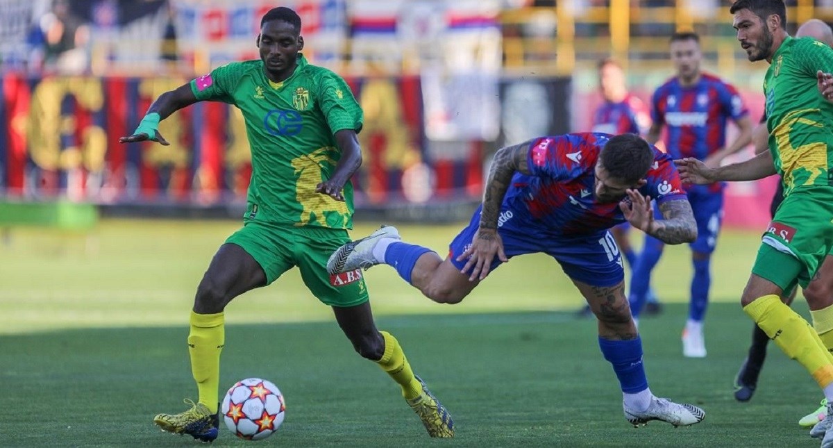 Je li Hajduk ponudio milijun eura kultnom španjolskom klubu za veznjaka?