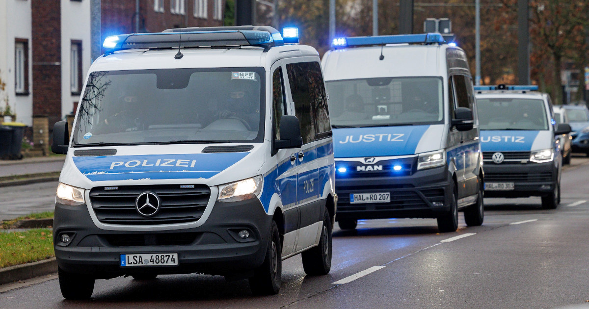 Dvojica 13-godišnjaka u Njemačkoj mačetom napala muškarca. Amputiran mu palac