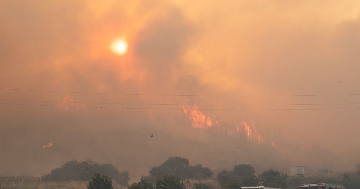VIDEO I FOTO Dva požara u Izmiru izvan kontrole